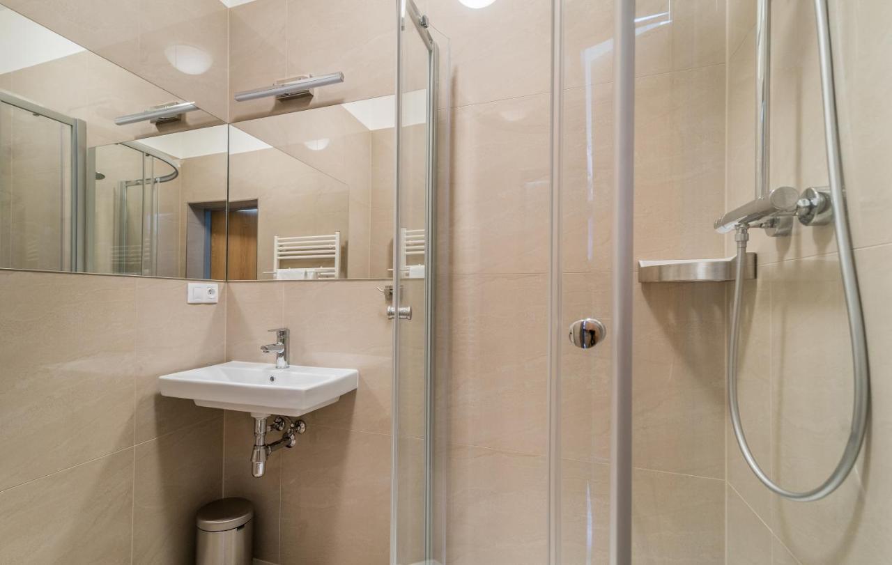 Modern Fully Equipped Studio With Parking Zavadilka 2620 Ceske Budejovice Buitenkant foto